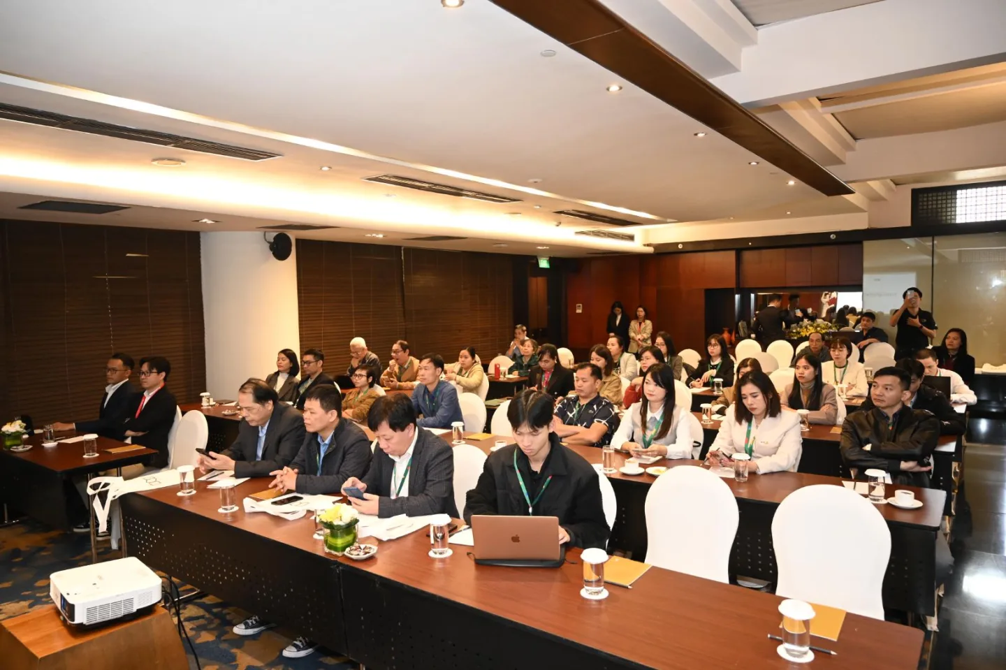 discover zoho 2025 2