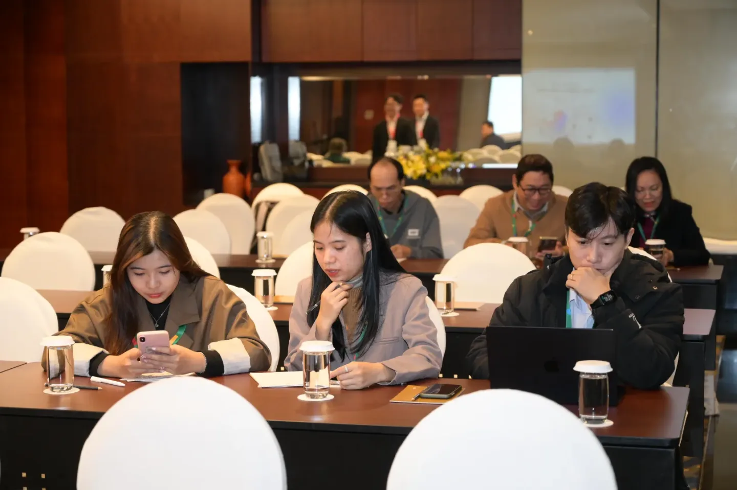 discover zoho hanoi 2